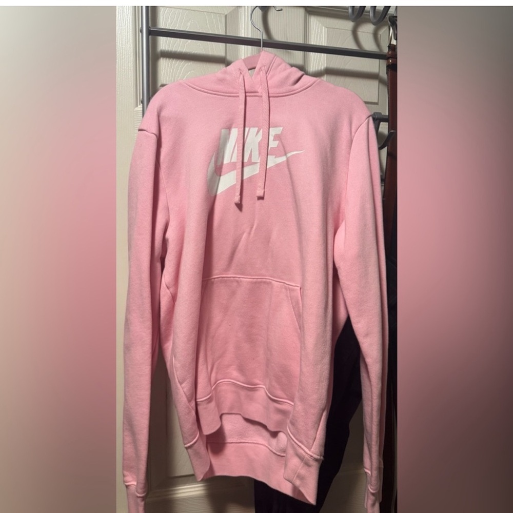 Nike Women's Small Light Pink Hoodie and Matching Leggings